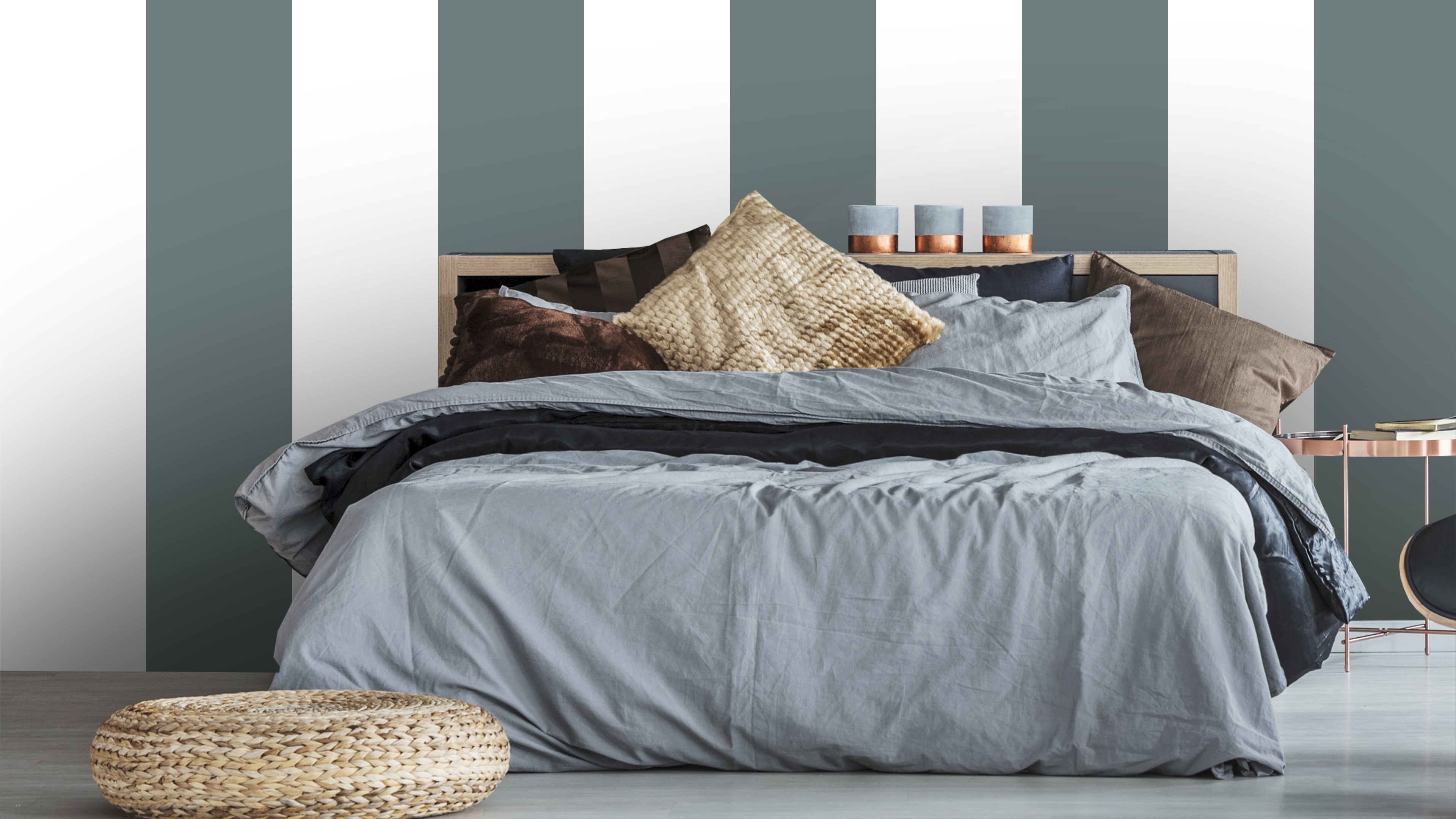 Big Stripes - Vit/Antracitgrå – Grafisk randig tapet i skandinavisk stil