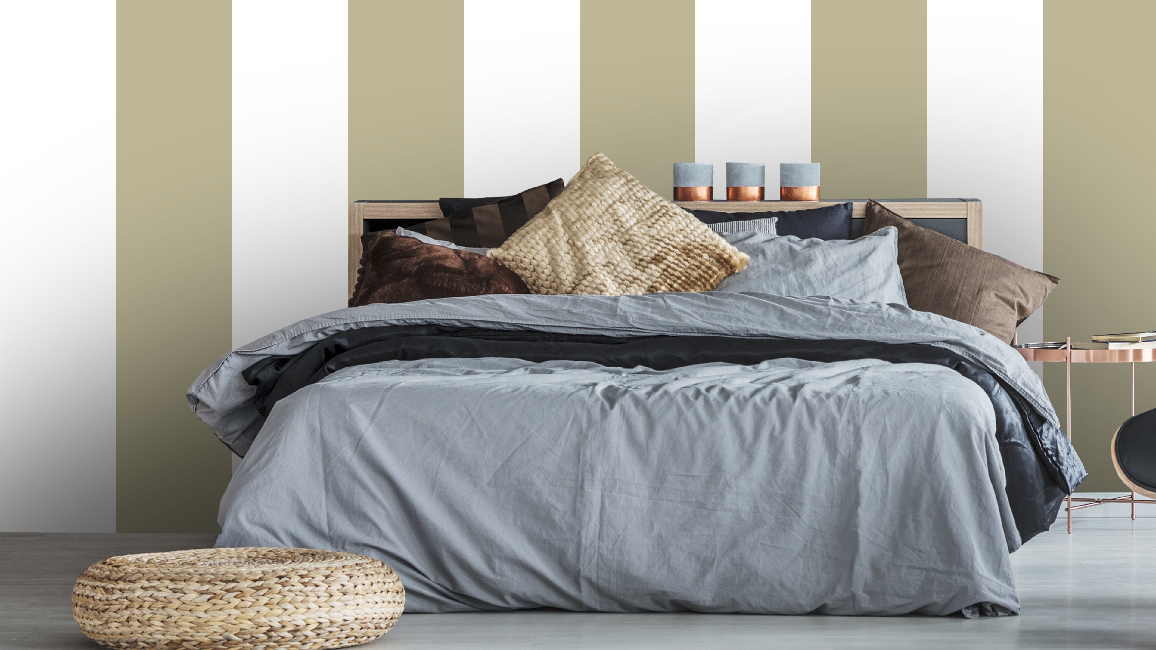 Big Stripes - Vit/Beigare – Klassisk randig tapet för tidlösa hem