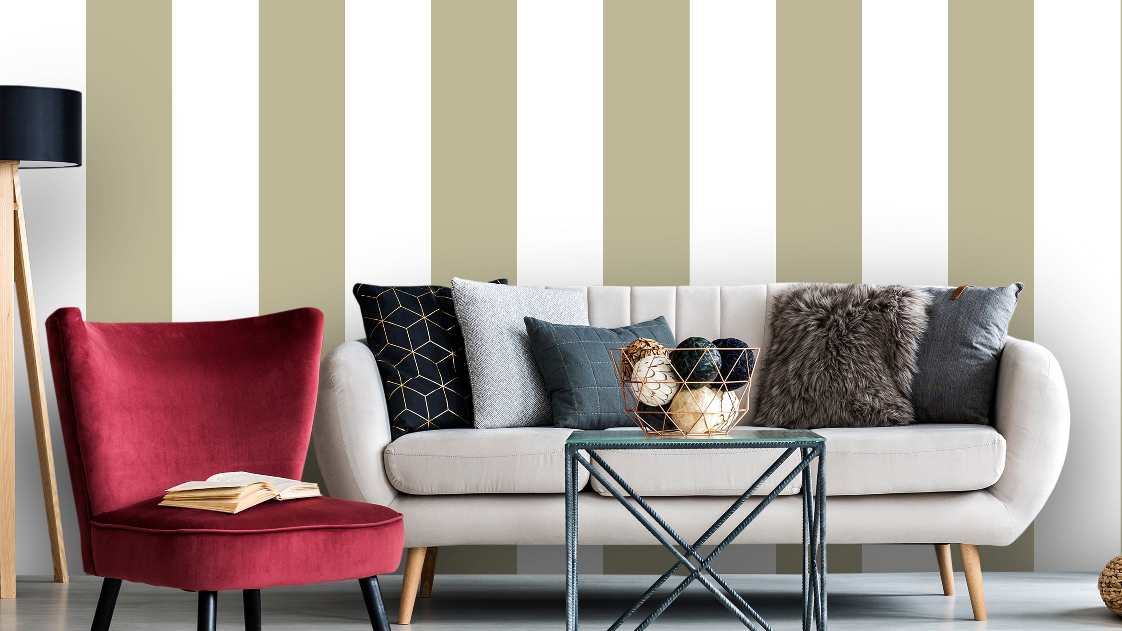 Big Stripes - Vit/Beigare – Klassisk randig tapet för tidlösa hem
