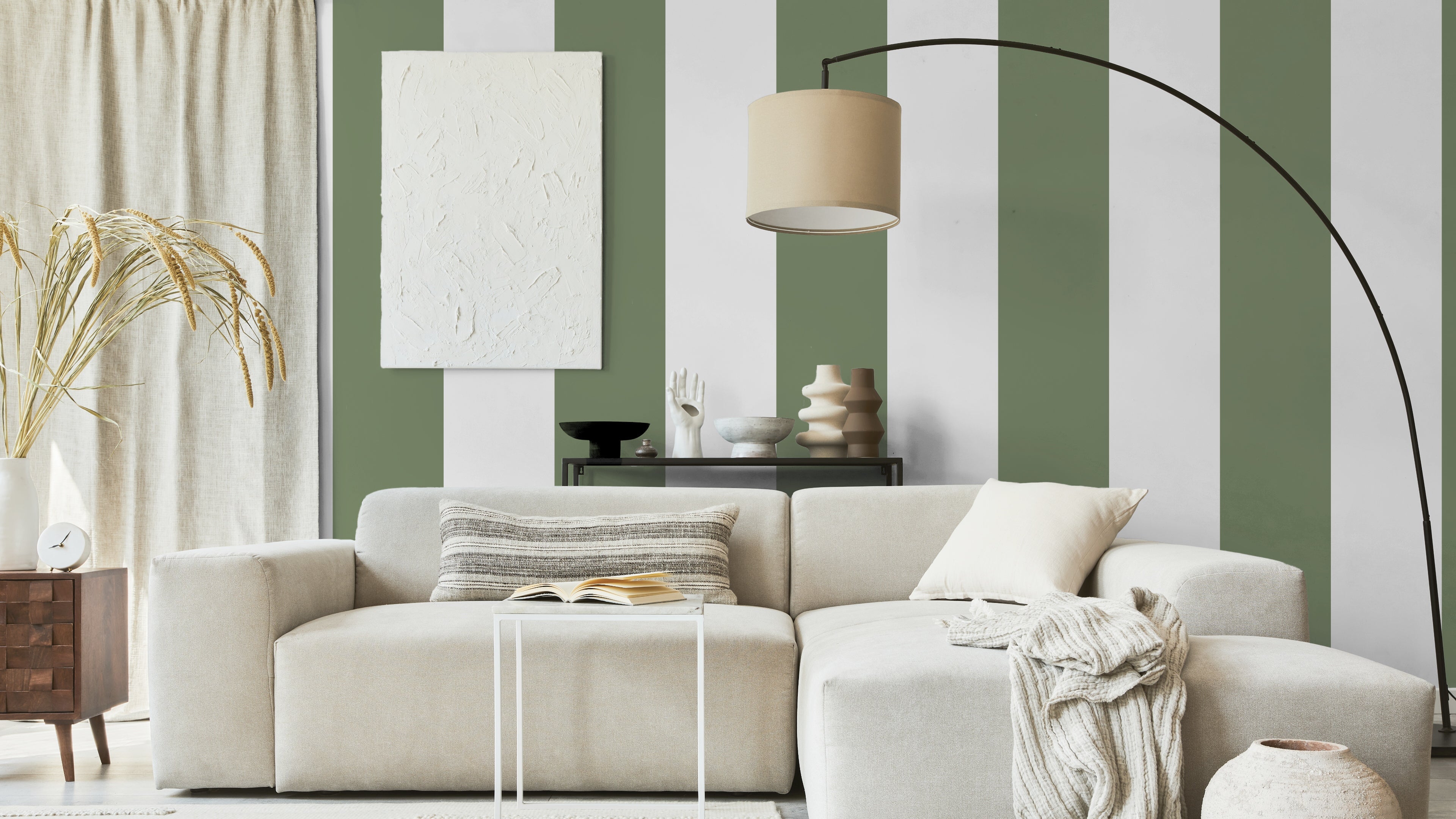 Big Stripes - Vit/olivgrön Large - Klassisk randtapet med generösa proportioner