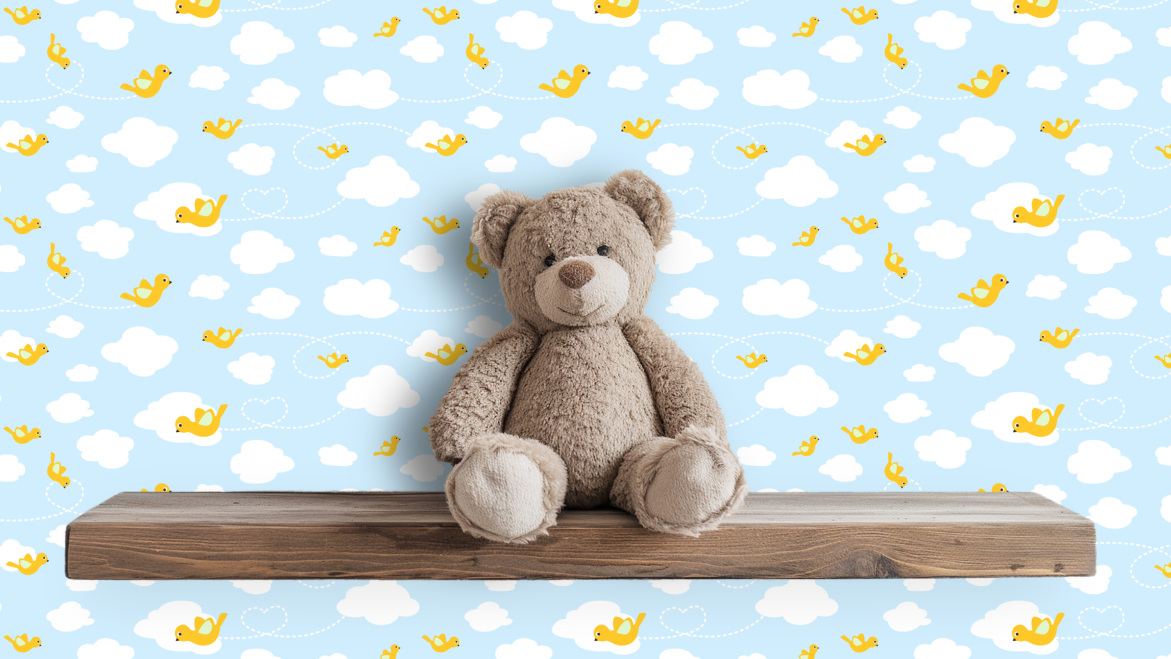 Reval Wallpaper Birdies – Lekfull barntapet med fåglar och moln – högkvalitativ tapet för en personlig och harmonisk vägg