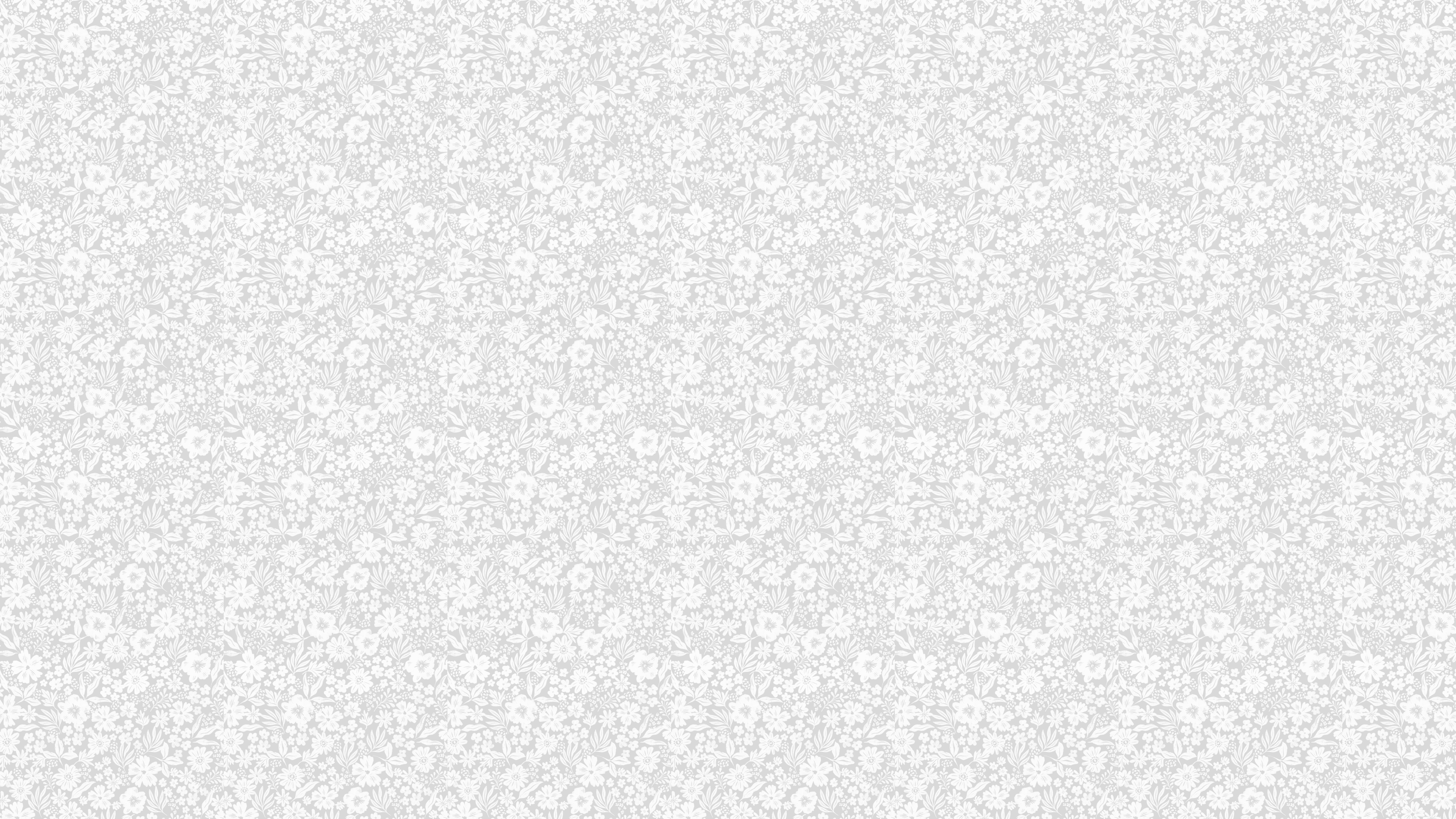 Joanie - Half Drop - White Ash – Elegant tapet med romantiska blommor