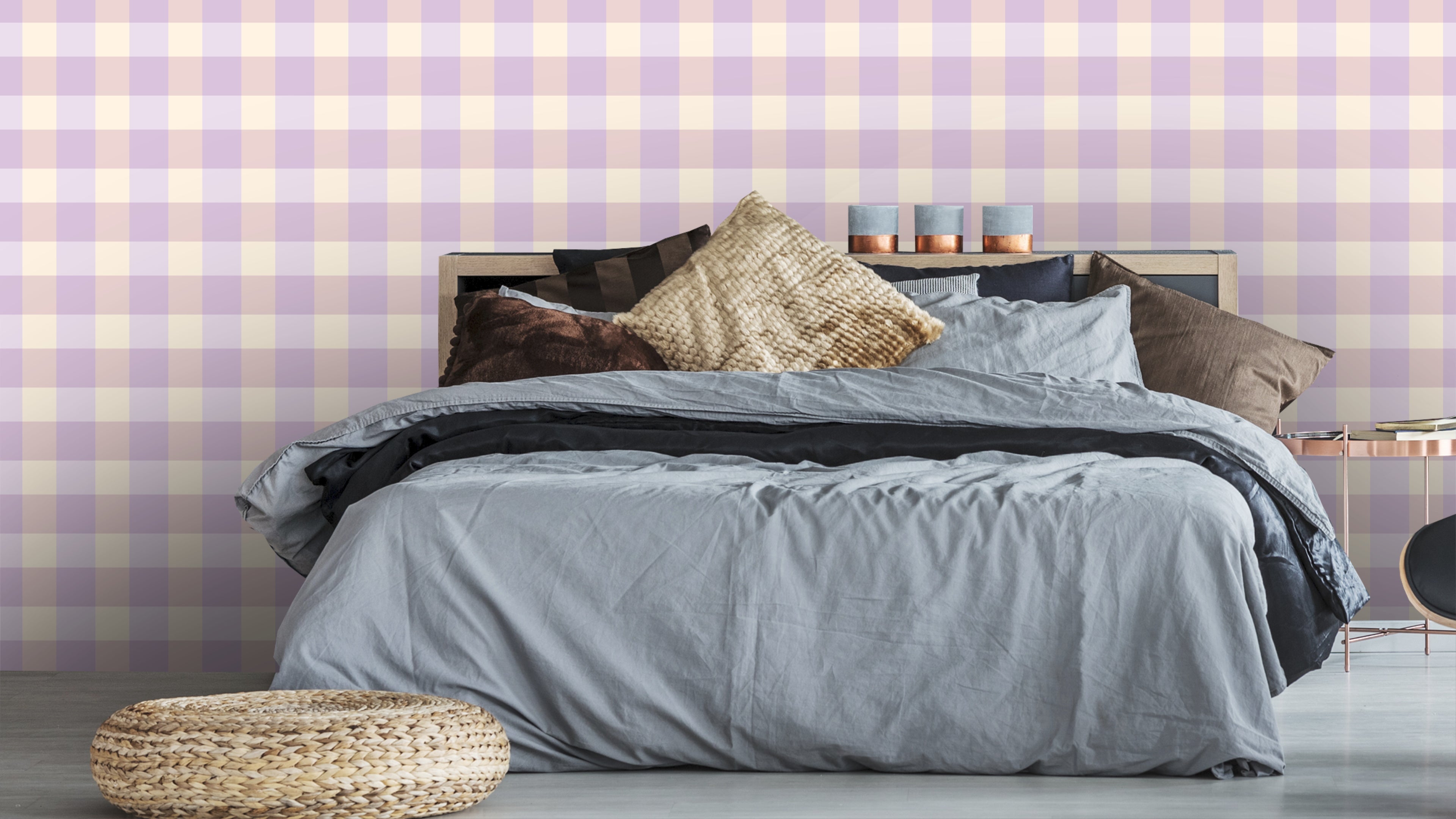 Reval Wallpaper Gingham - Lilac - Klassisk tapet med rutmönster i lila – högkvalitativ tapet för en personlig och harmonis...