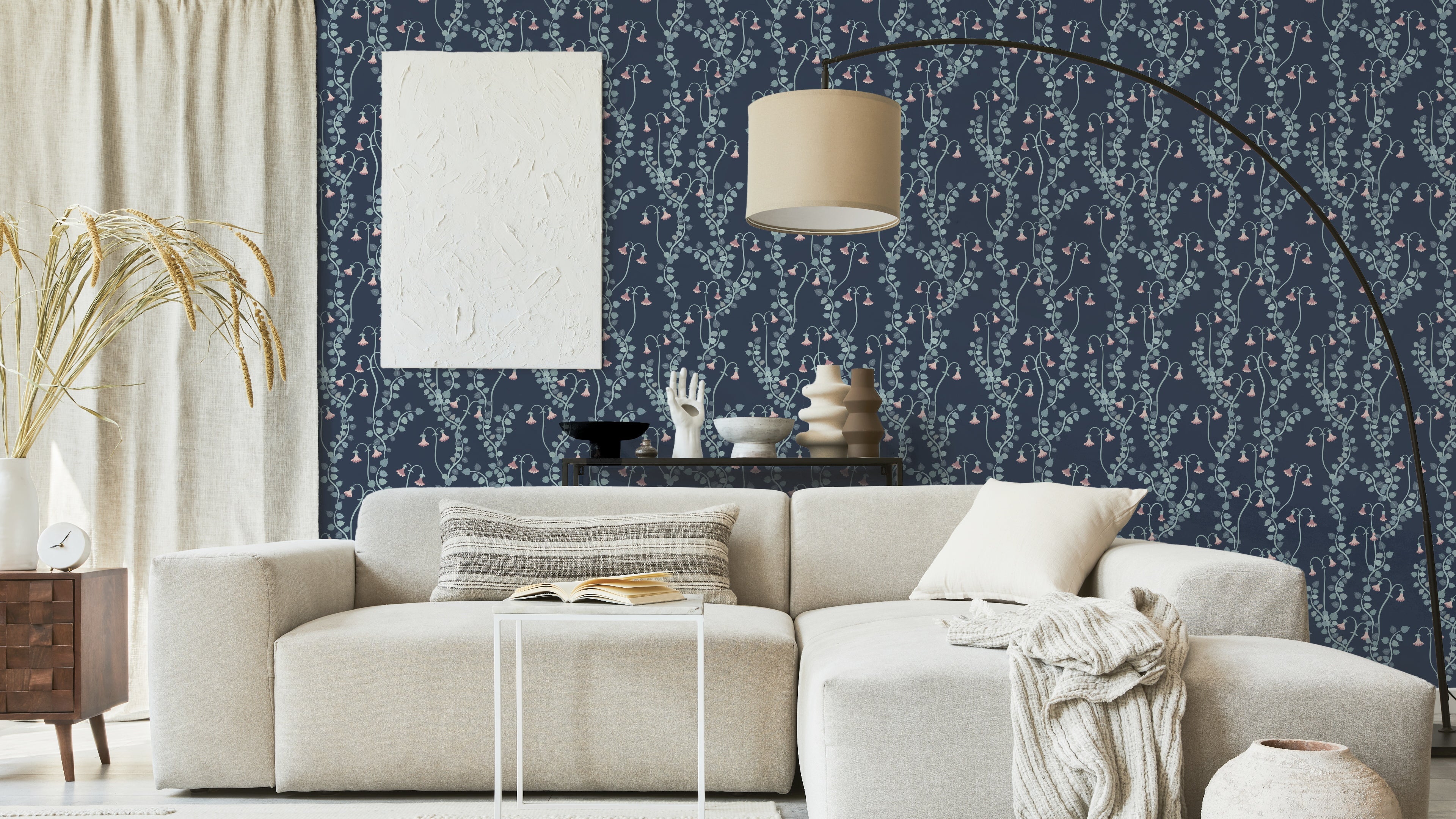 Linnea Borealis - Natt - Klassisk svensk blomstertapet i blå ton