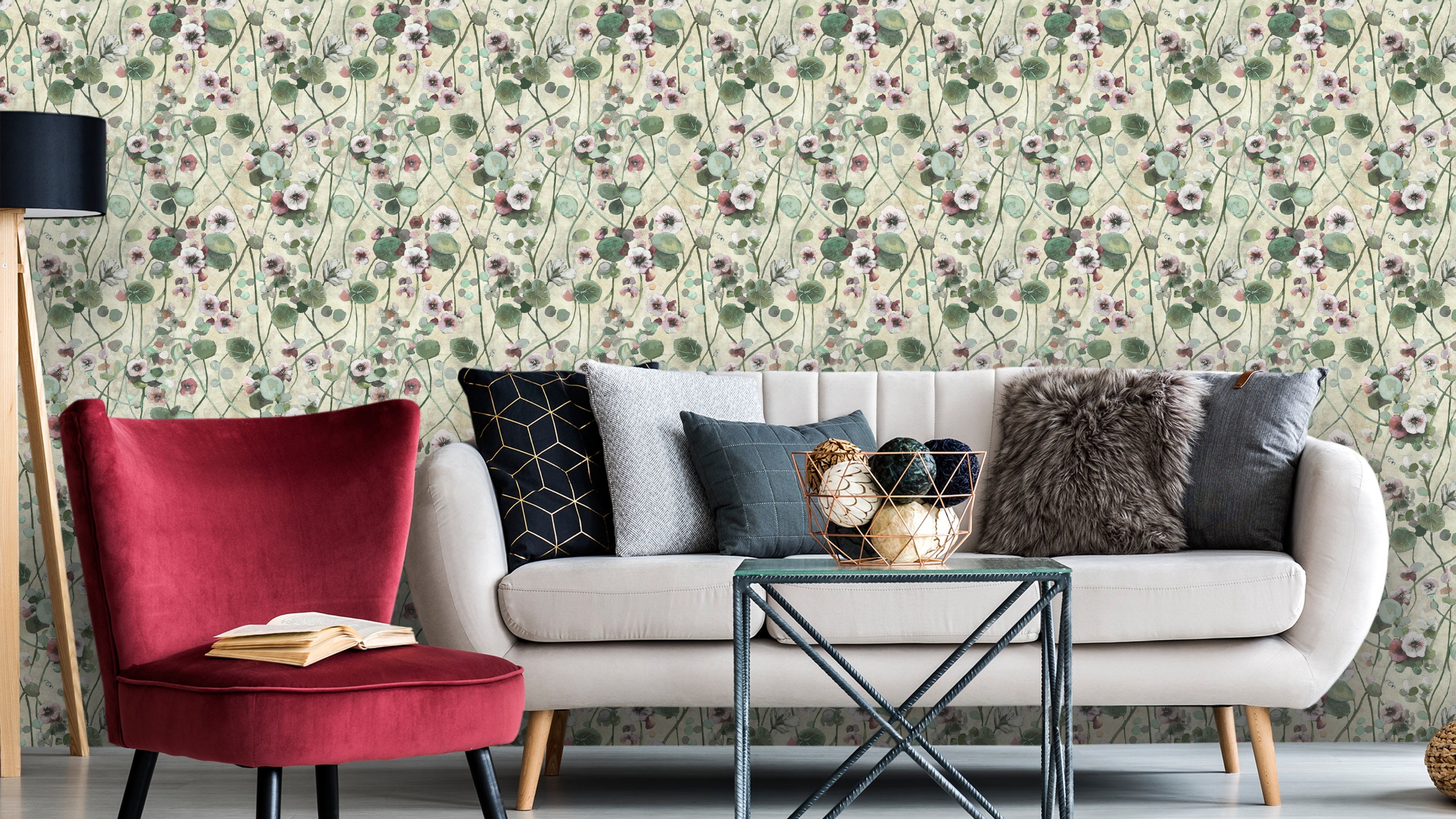 Krasse - Vit – Handmålad tapet med levande blommor på ljus bakgrund