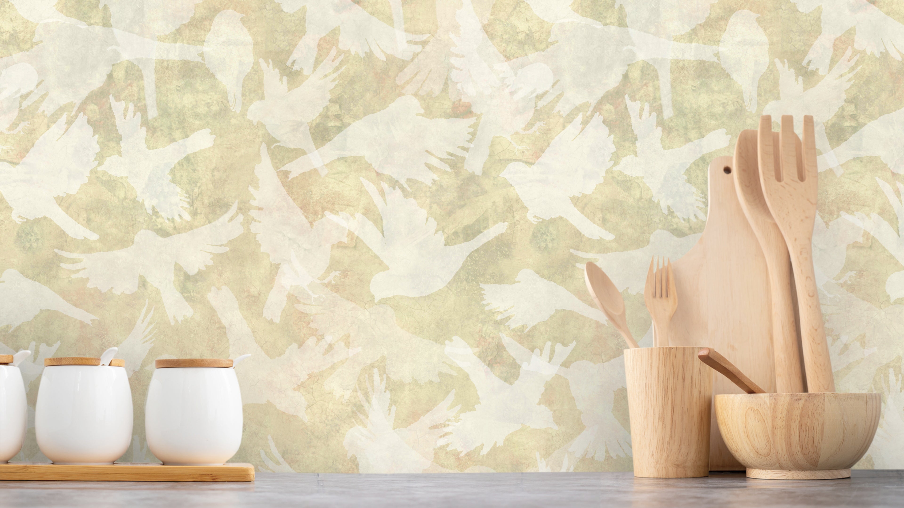 Fåglar - Wheat - Ljus gul tapet med fågelmotiv i skandinavisk design