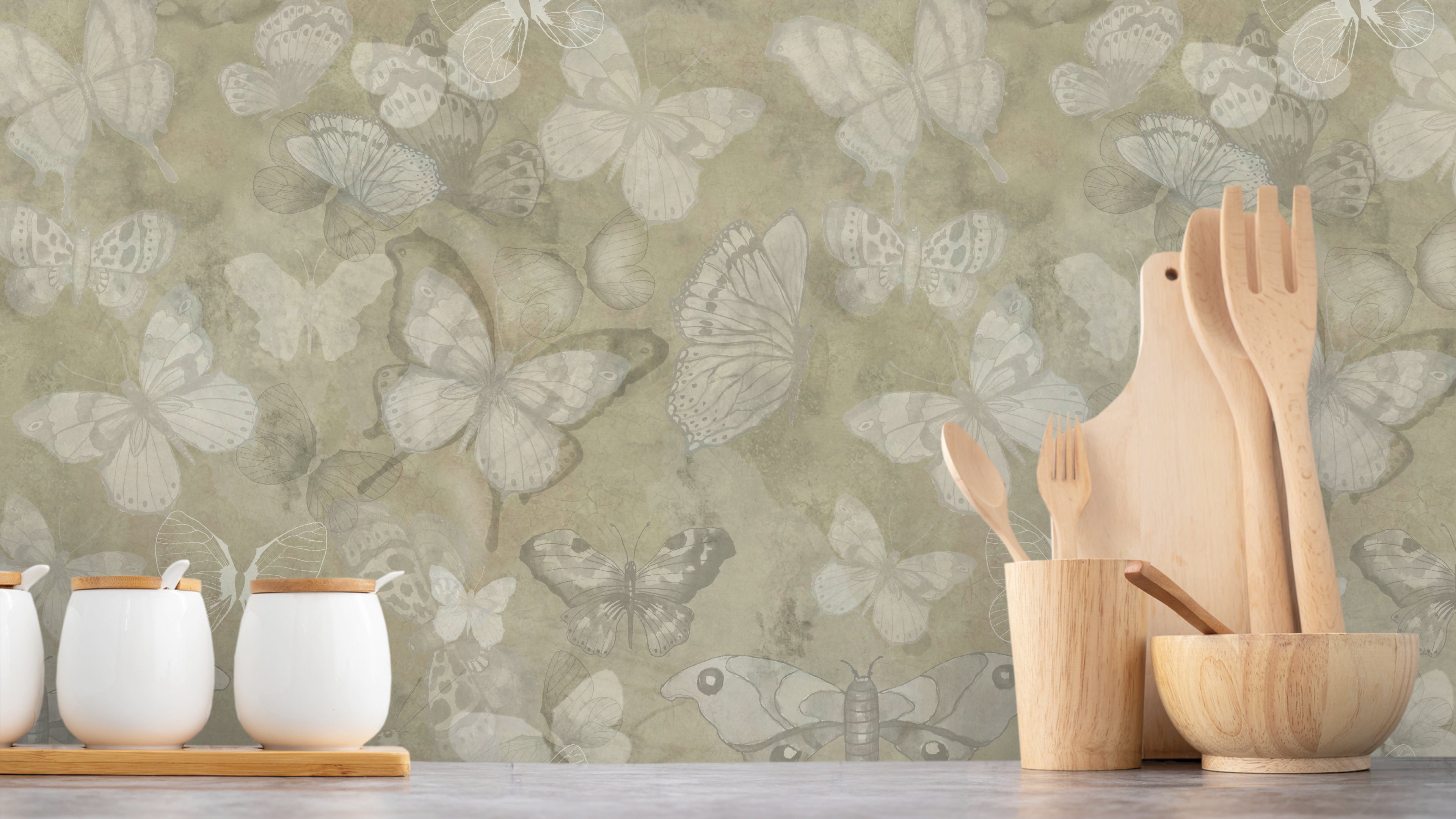 Mariposa - Khaki - Fjärilstapet i akvarell med melerad bakgrund