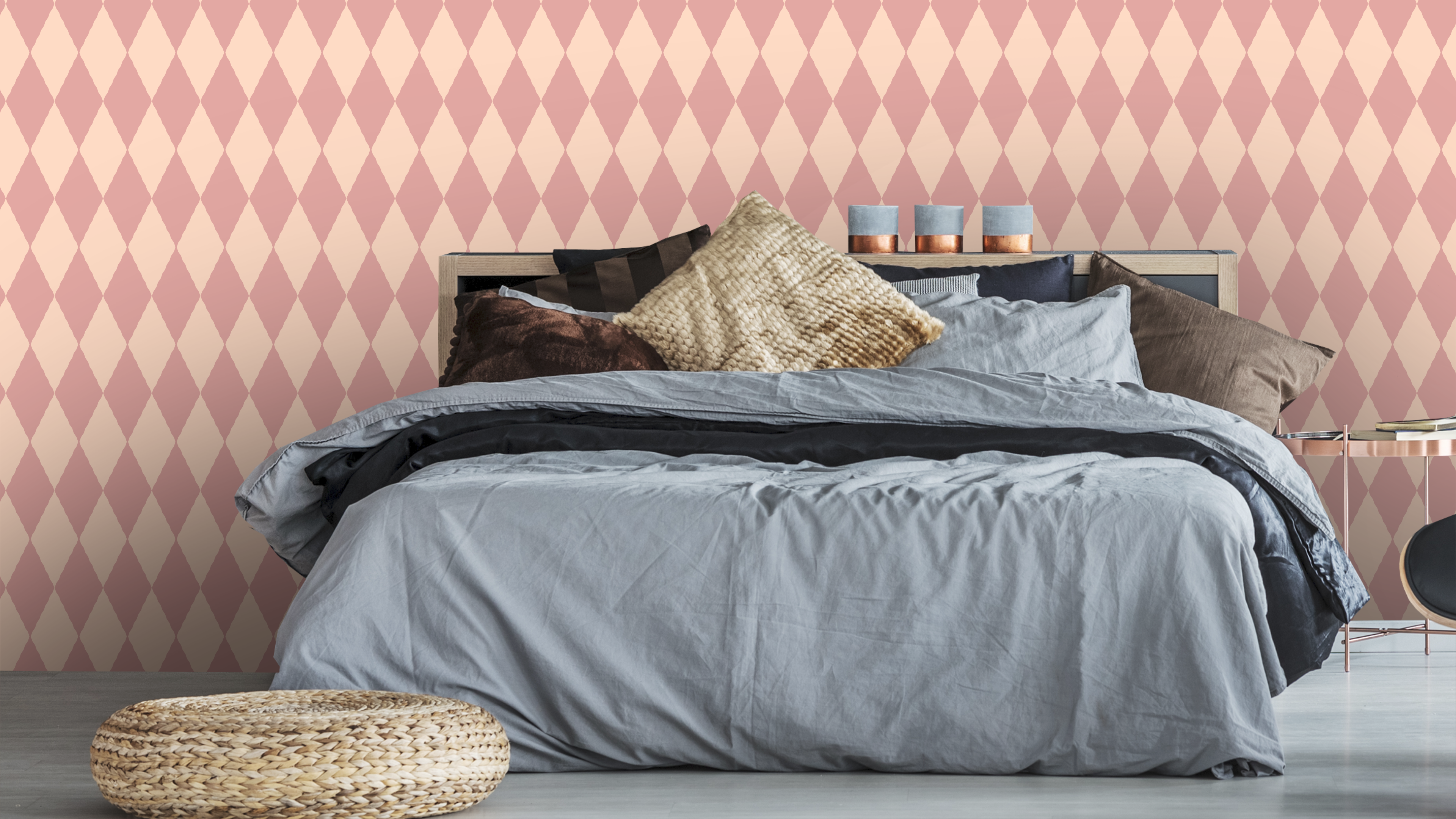 Wavy Diamond - Marrakech - Geometrisk tapet med vågiga diamanter i röda toner