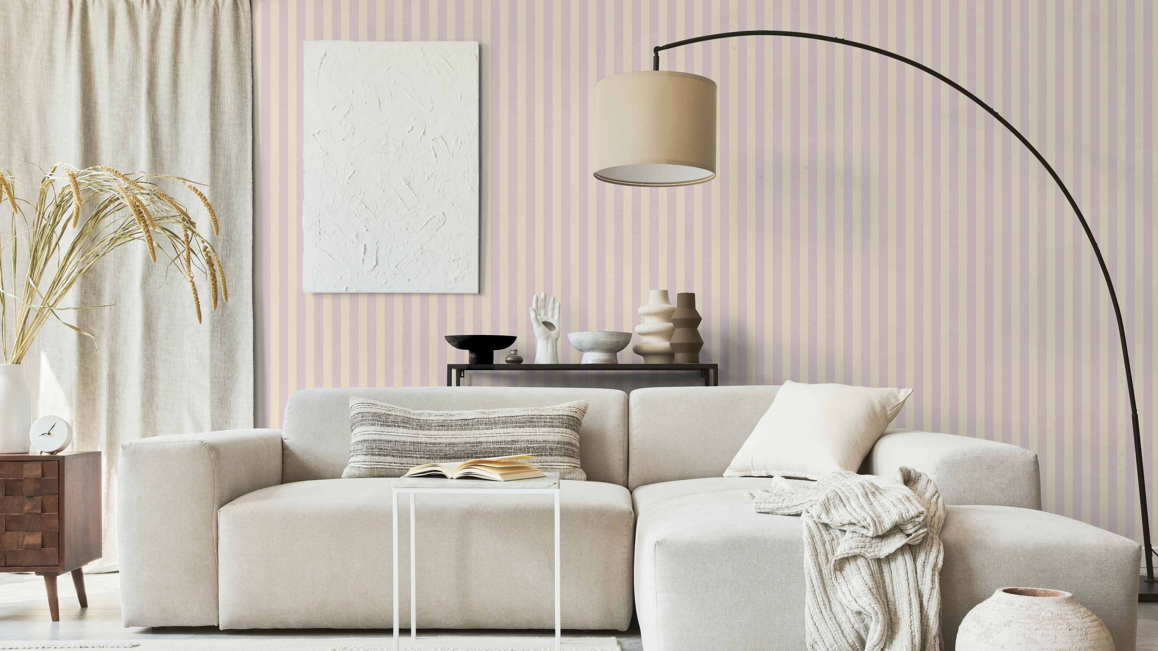 Reval Wallpaper Umbrella Stripe - Pearl - Lekfull randig tapet i pastellfärger för barnrummet – högkvalitativ tapet för en...