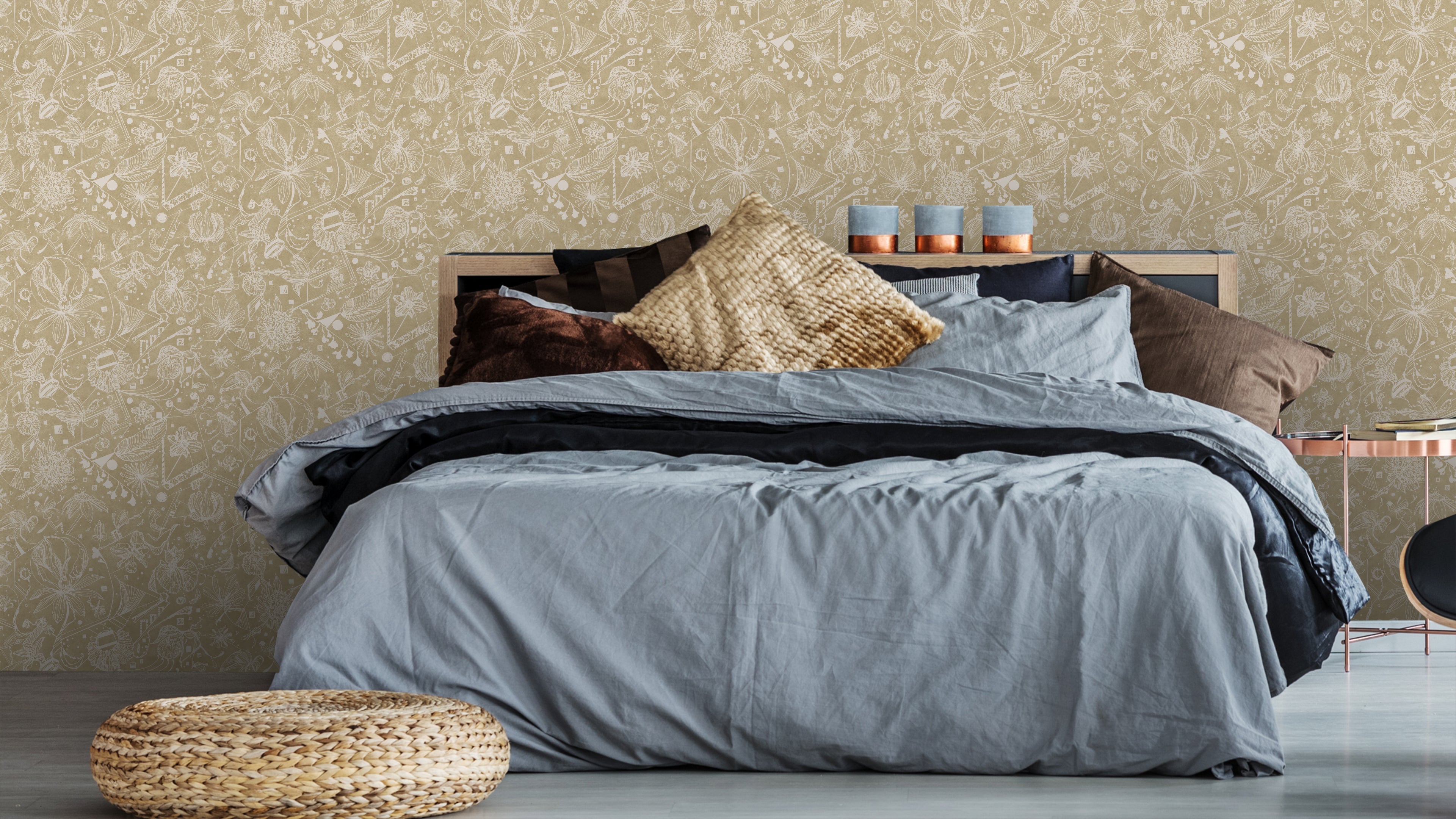 Reval Wallpaper Floralies - Beige – Elegant tapet med abstrakt konst i mjuka beige toner – högkvalitativ tapet för en pers...