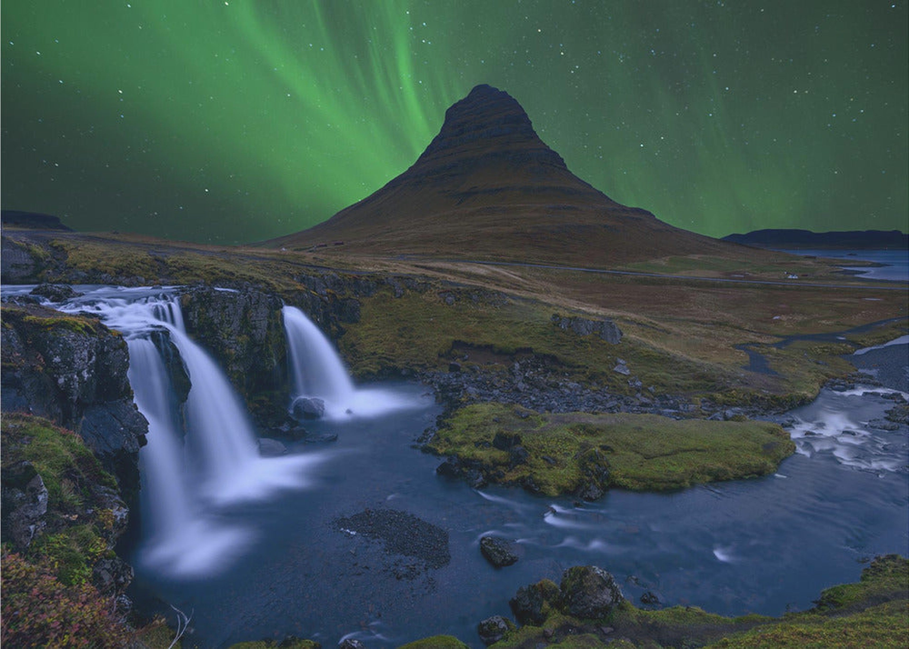 Kirkjufell... Under a boreal green sky