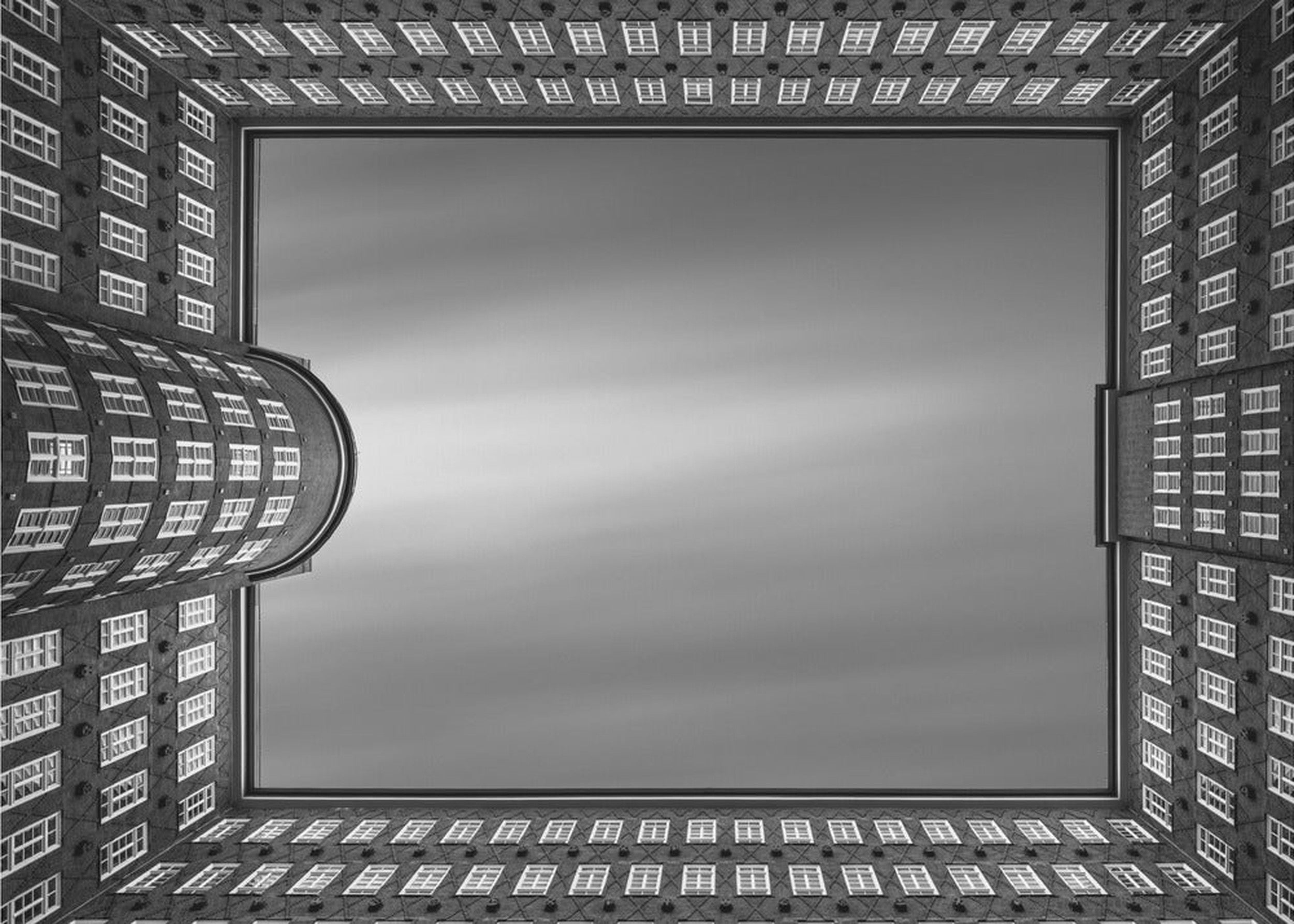 "Look up - Sprinkenhof"