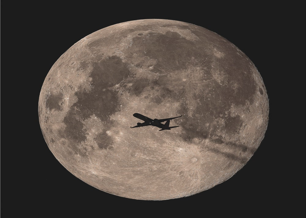 Dramatic Moon Flight