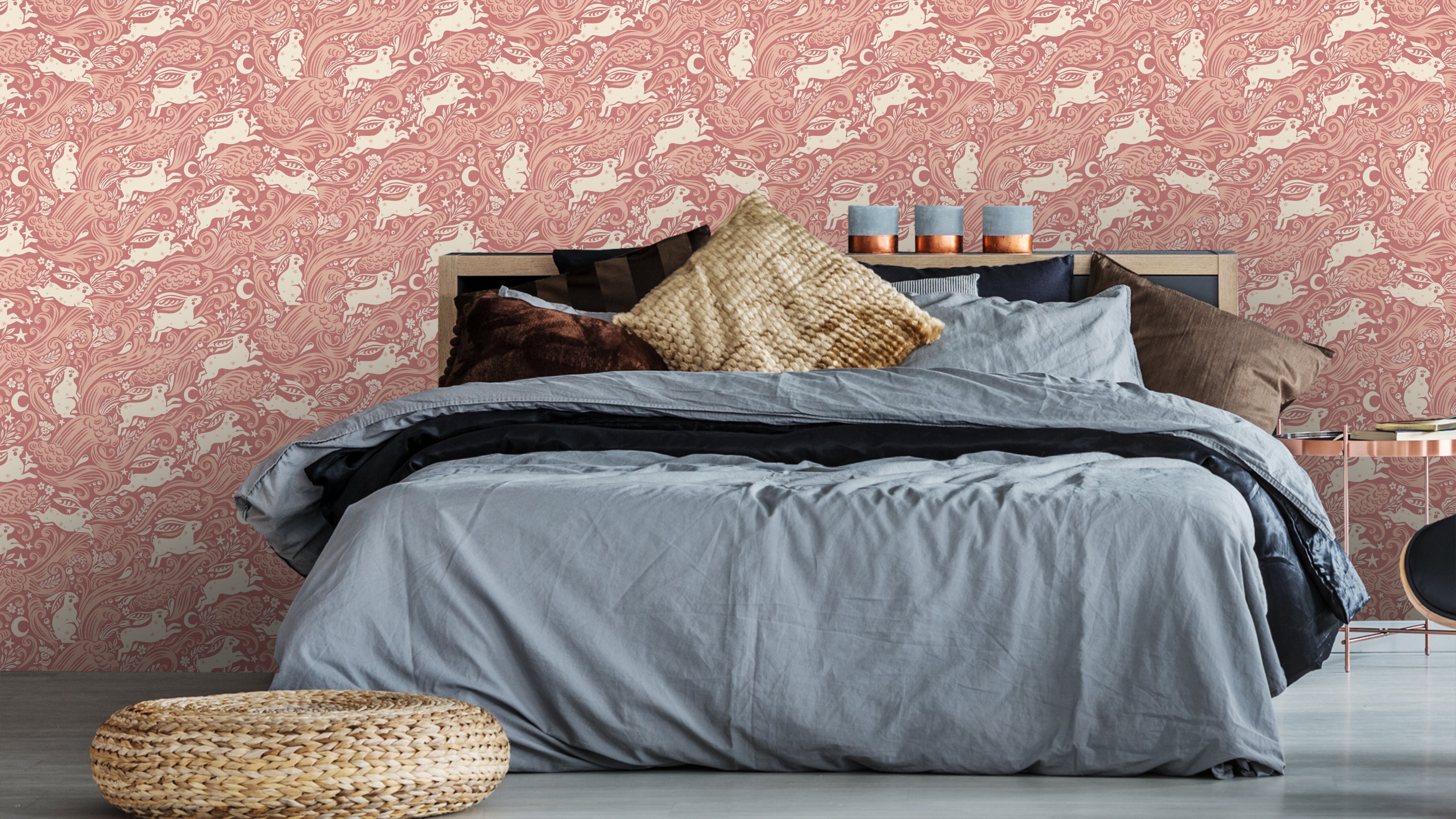 Celestial Sea Rabbit - half drop - Varm Rosa – Lekfull tapet med havskaniner i varm rosa