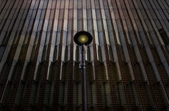 Wall mural One World Trade Center Light – fototapet med unikt motiv som skapar en inspirerande fondvägg