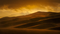 Wall mural Sunset in Sand Storm – fototapet med unikt motiv som skapar en inspirerande fondvägg