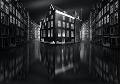 Wall mural Amsterdam Simetrico – fototapet med unikt motiv som skapar en inspirerande fondvägg