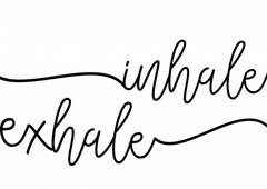 Wall mural Inhale x Exhale – fototapet med unikt motiv som skapar en inspirerande fondvägg