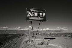 Wall mural Pahrump – fototapet med unikt motiv som skapar en inspirerande fondvägg