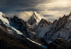 Wall mural The Throne – fototapet med unikt motiv som skapar en inspirerande fondvägg