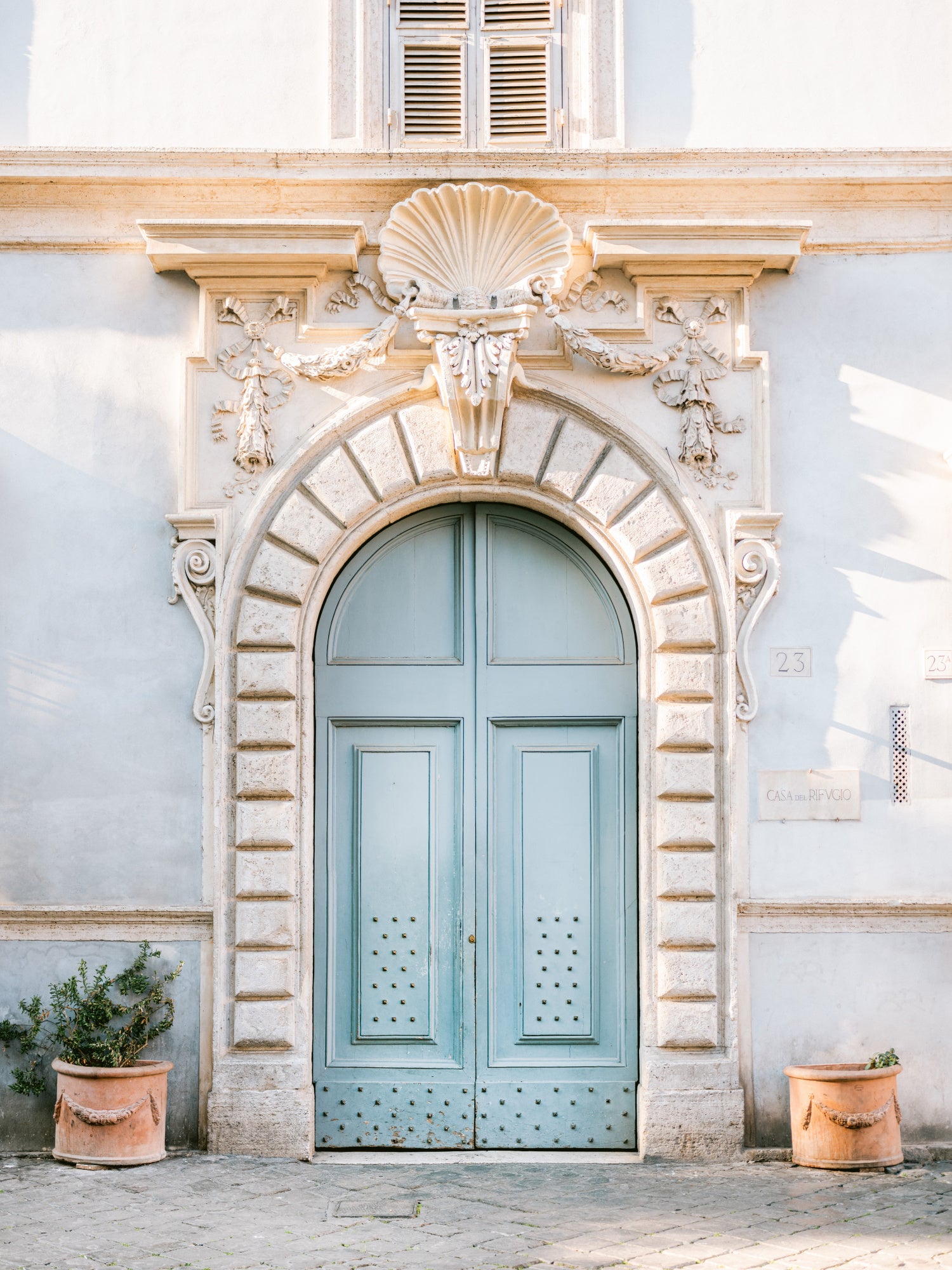 Blue tones of Rome - Italy travel photography