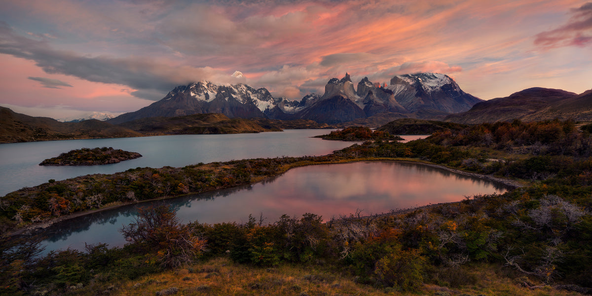 En eksplosjon ved soloppgang i Patagonia.