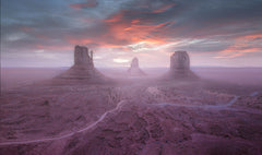 Wall mural Monument Valley – fototapet med unikt motiv som skapar en inspirerande fondvägg