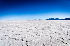 Wall mural in the salt flat – fototapet med unikt motiv som skapar en inspirerande fondvägg