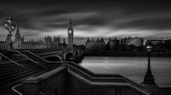 Wall mural Queen's Walk - London – fototapet med unikt motiv som skapar en inspirerande fondvägg
