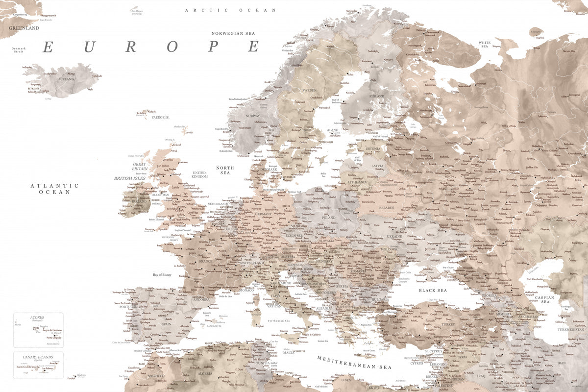 Detaljert kart over Europa i fargen taupe