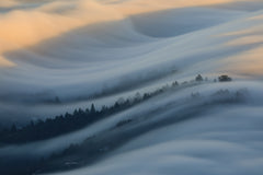 Wall mural The Waves of Fogs – fototapet med unikt motiv som skapar en inspirerande fondvägg