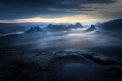 Wall mural Kleiner Winterberg II – fototapet med unikt motiv som skapar en inspirerande fondvägg