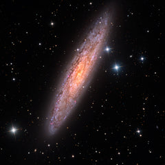 Wall mural Sculptor Galaxy – fototapet med unikt motiv som skapar en inspirerande fondvägg