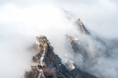 Wall mural Cloud over the GreatWall – fototapet med unikt motiv som skapar en inspirerande fondvägg