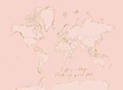 Wall mural Inspirational pink and gold world map – fototapet med unikt motiv som skapar en inspirerande fondvägg