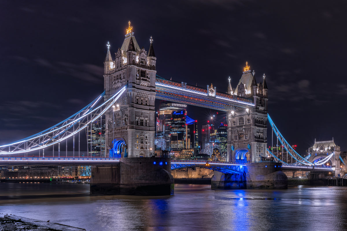 Tower Bridge i London