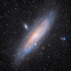Wall mural Andromeda – fototapet med unikt motiv som skapar en inspirerande fondvägg