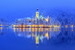 Wall mural Bled Island – fototapet med unikt motiv som skapar en inspirerande fondvägg