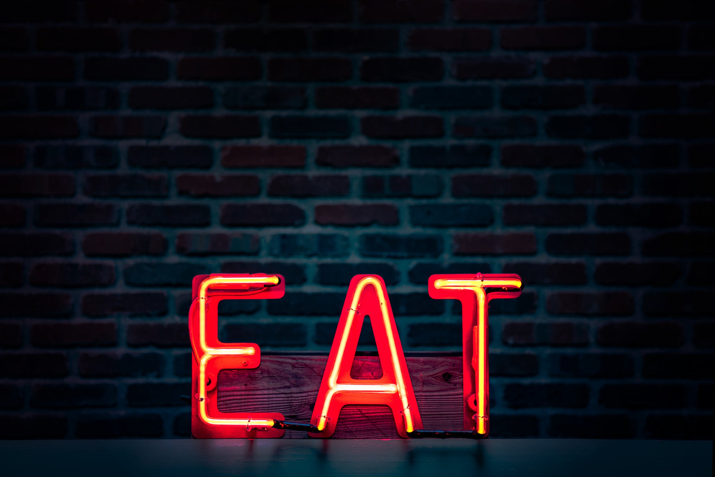 Eat in Neon