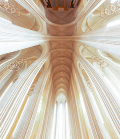 Wall mural Minimal Church I – fototapet med unikt motiv som skapar en inspirerande fondvägg