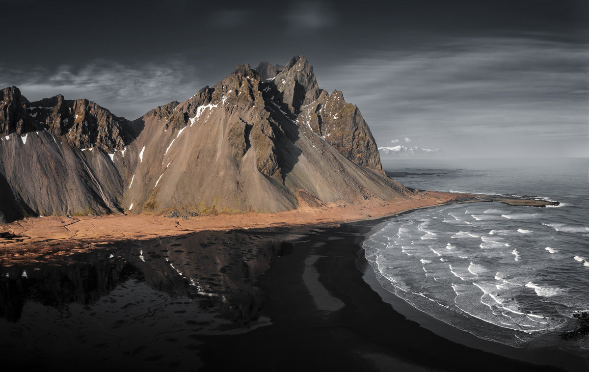 Svart sandstrand