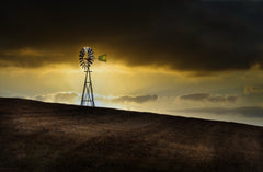 Wall mural Windmill – fototapet med unikt motiv som skapar en inspirerande fondvägg