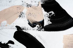 Wall mural Black and Nude No 2 – fototapet med unikt motiv som skapar en inspirerande fondvägg