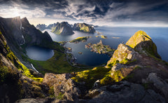 Wall mural Reinebringen – fototapet med unikt motiv som skapar en inspirerande fondvägg