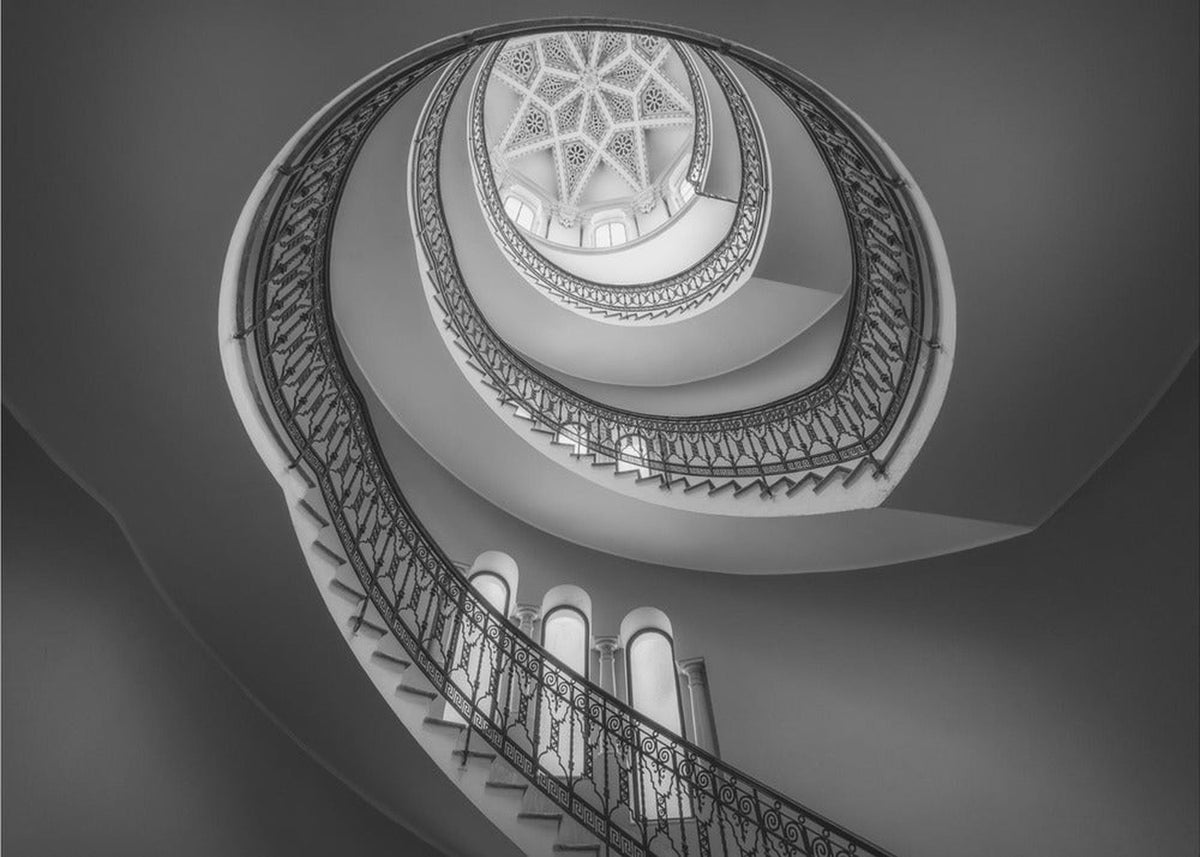 Winding staircase