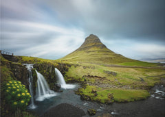 Landskap Water Fall and Mountain – kvalitetsprodukt för ett vackrare och mer hållbart hem