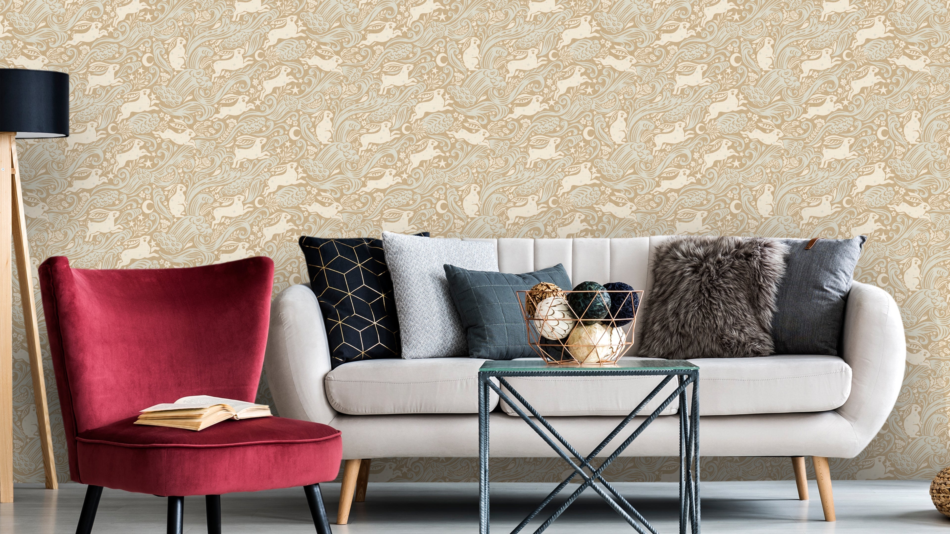 Reval Wallpaper Celestial Sea Rabbit - half drop - Sandman - Tapet med kaniner och tulpaner i varma toner – högkvalitativ ...